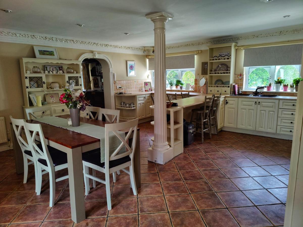 Rooms At Ballysax House The Curragh 외부 사진