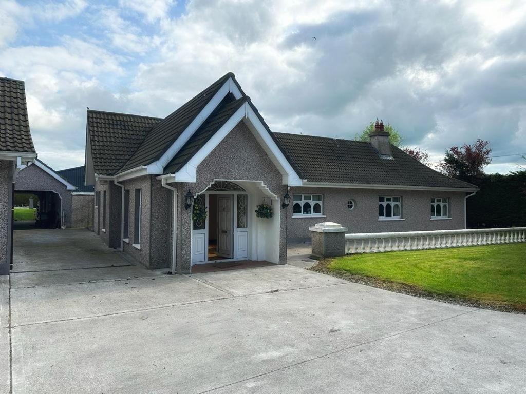 Rooms At Ballysax House The Curragh 외부 사진